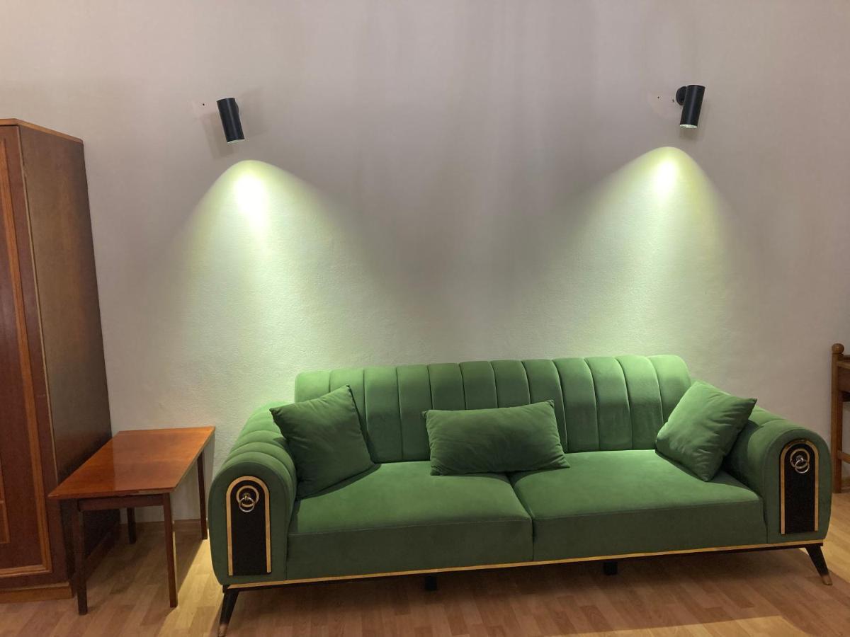 Apartment Kostava 10 Batumi Ngoại thất bức ảnh