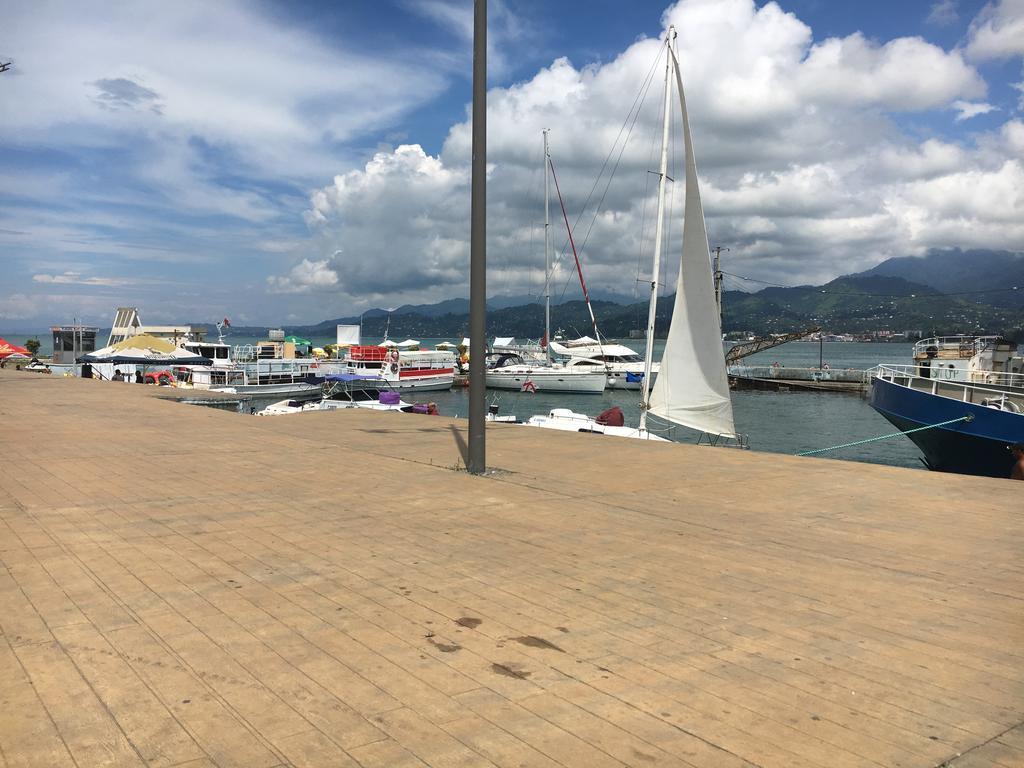 Apartment Kostava 10 Batumi Ngoại thất bức ảnh
